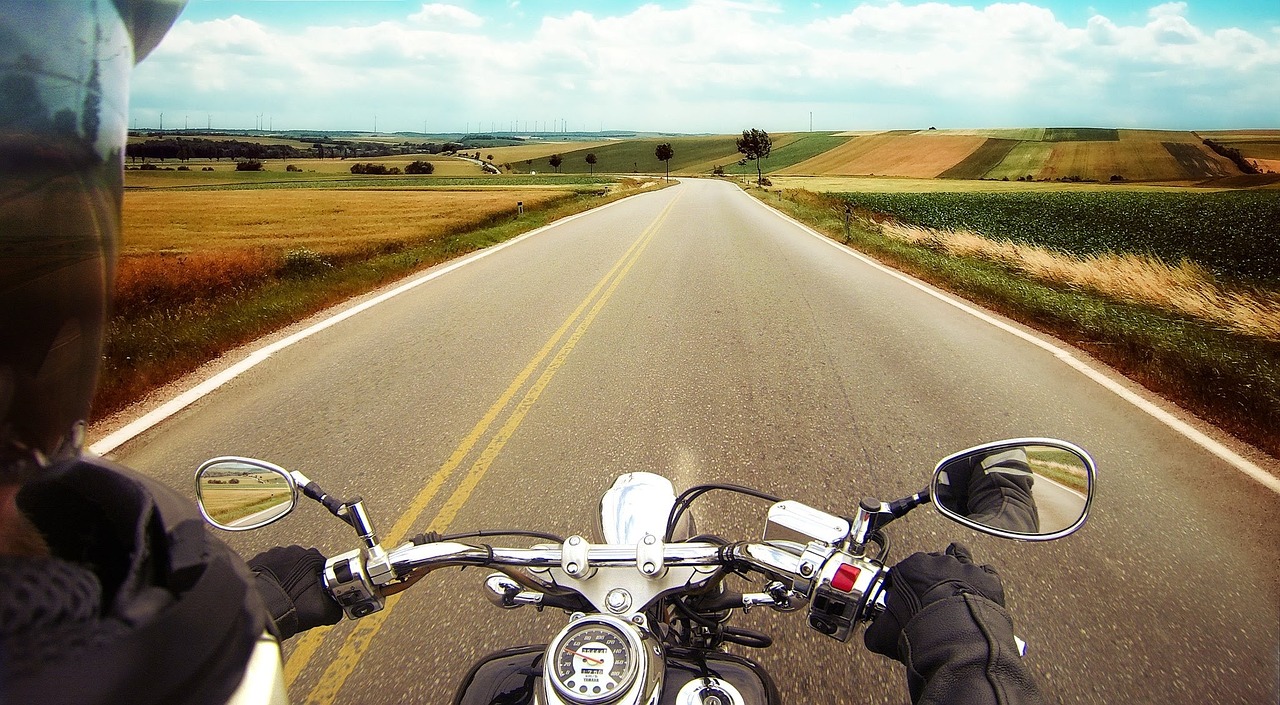 Como Viajar de Moto