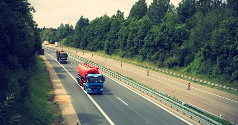 diferentes tipos de transporte de cargas no país