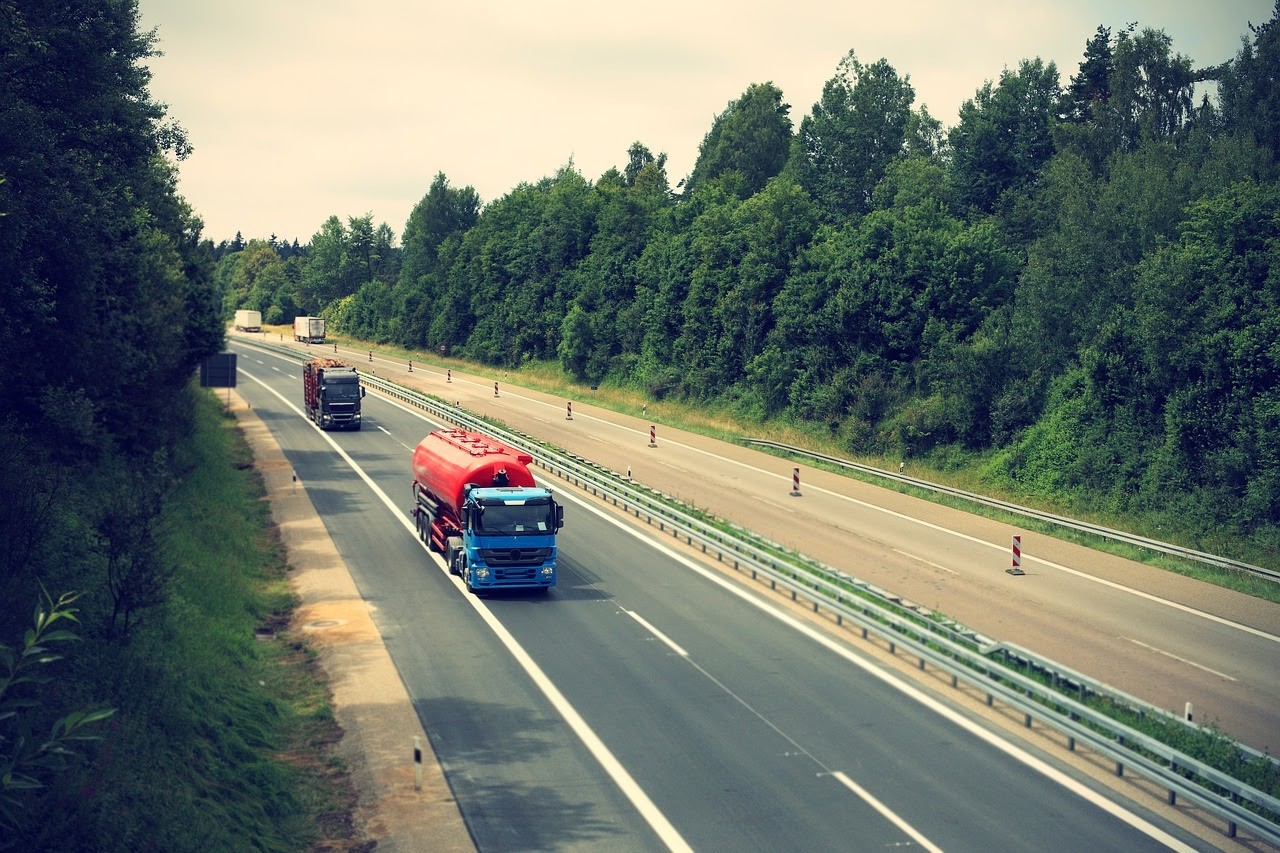 diferentes tipos de transporte de cargas no país